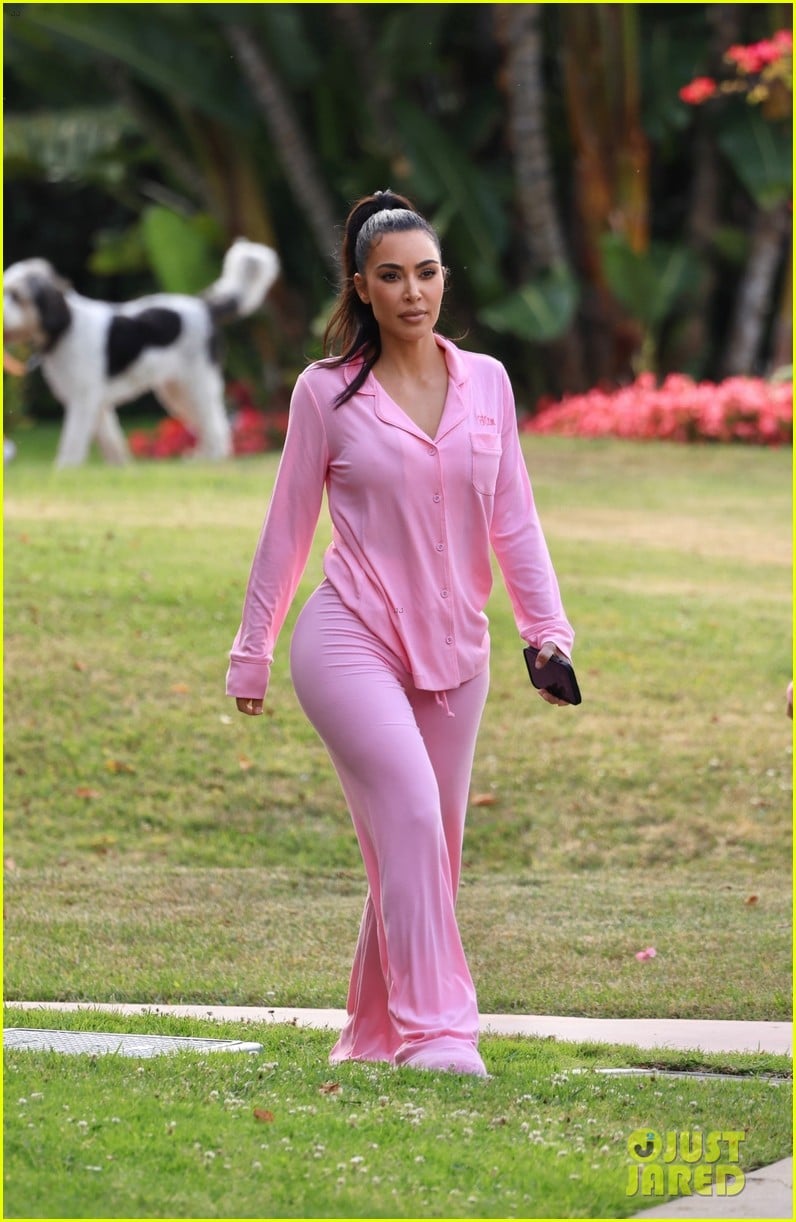 Kim, Khloe and Kourtney Kardashians are Barbie Girls in Hot Pink Looks