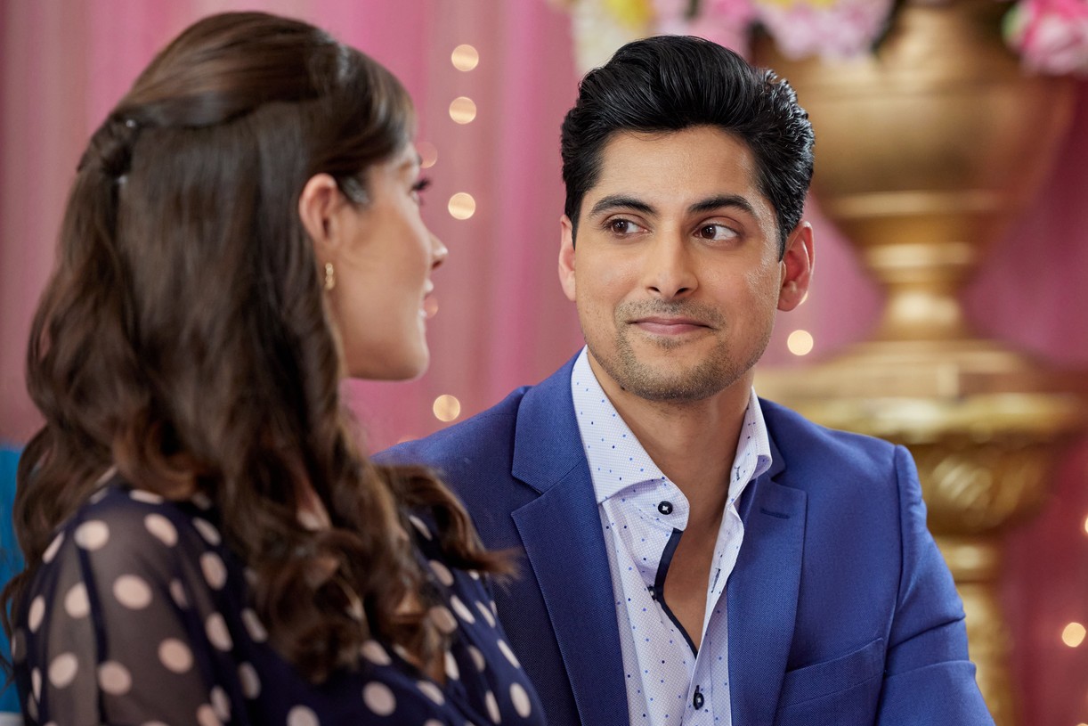 Eva Bourne & Rushi Kota Talk Bringing First South Asian Romance To Hallmark Channel in 'Make Me A Match': Photo 4947911 | Eva Bourne, Exclusive, Hallmark Channel, Interview, Rushi Kota Photos - Vimarsana News