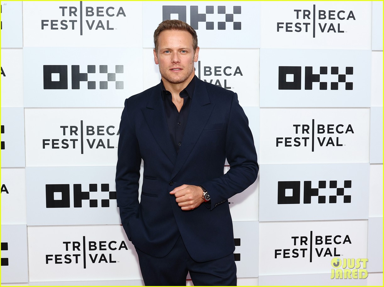 Sam Heughan & Caitriona Balfe Lead Co-Stars To 'Outlander' Season 7