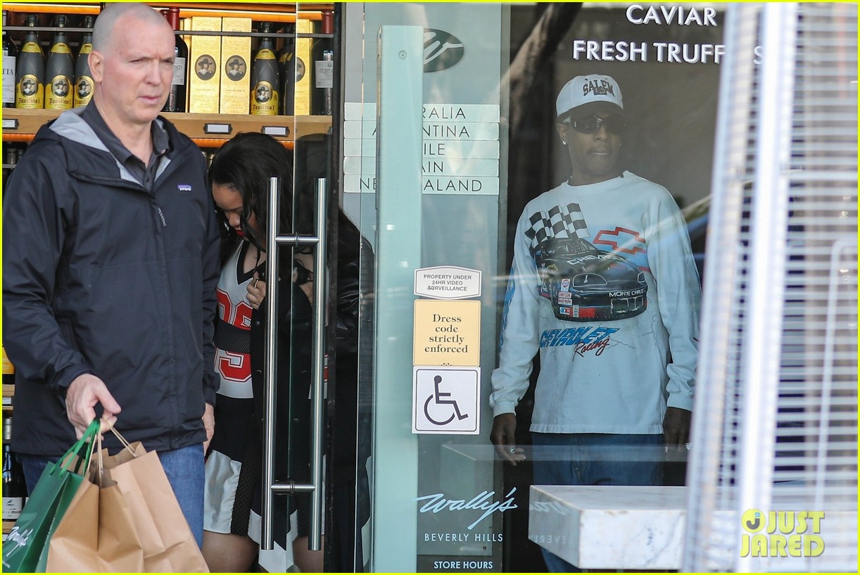 Pregnant Rihanna Wears a Jersey Dress for Lunch Date with A$AP Rocky: Photo 4946716 | ASAP Rocky, Pregnant Celebrities, Rihanna Photos - Vimarsana News