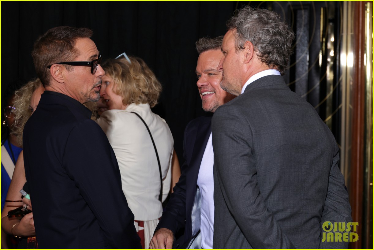 Photo: matt damon and kids at oppenheimer premiere 07 | Photo 4954186 | Just Jared ...