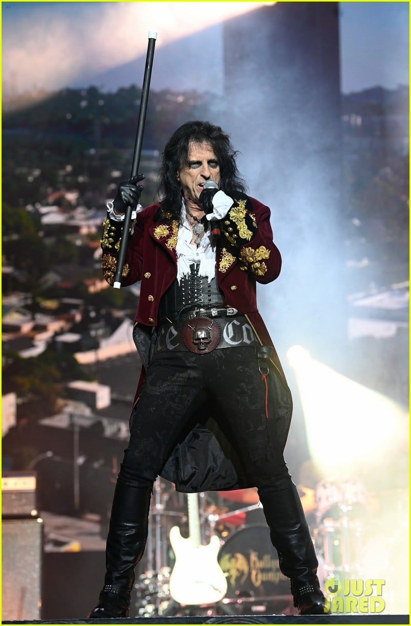 Photo: johnny depp hollywood vampires concert 005 | Photo 4953923