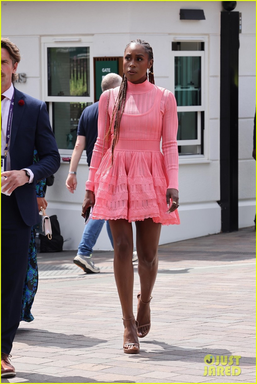 Andrew Garfield, Nick Jonas, & Priyanka Chopra Attend Wimbledon 2023