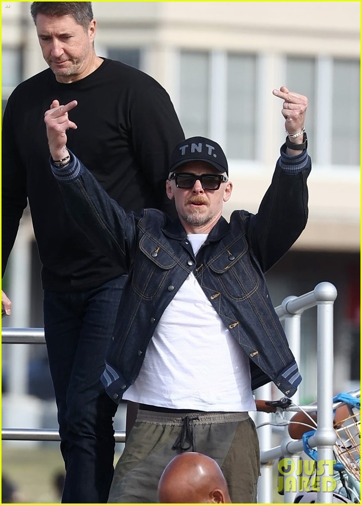 Pom Klementieff & Simon Pegg Take a Break From 'Mission: Impossible 7' Promo for a Beach Trip: Photo 4951814 | Mission Impossible, Movies, Pom Klementieff, Simon Pegg Photos - Vimarsana News