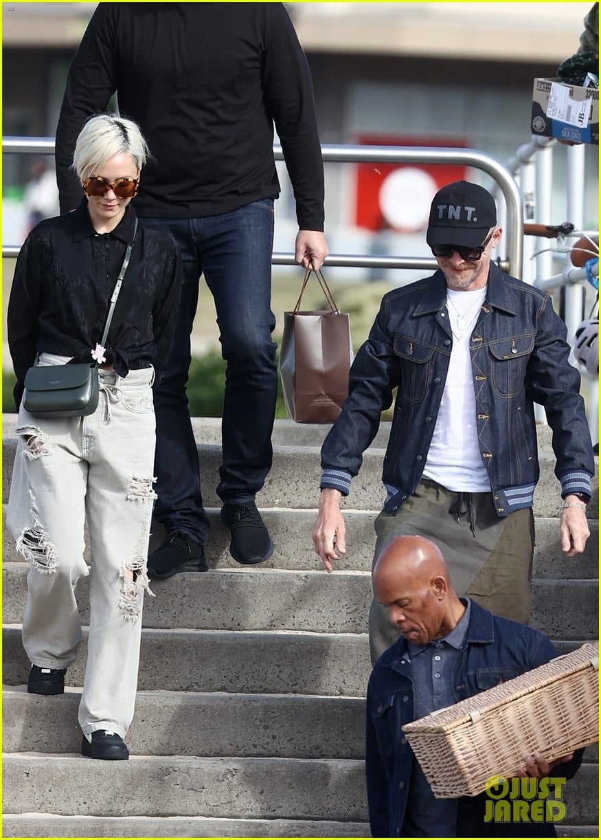 Pom Klementieff & Simon Pegg Take a Break From 'Mission: Impossible 7' Promo for a Beach Trip: Photo 4951824 | Mission Impossible, Movies, Pom Klementieff, Simon Pegg Photos - Vimarsana News