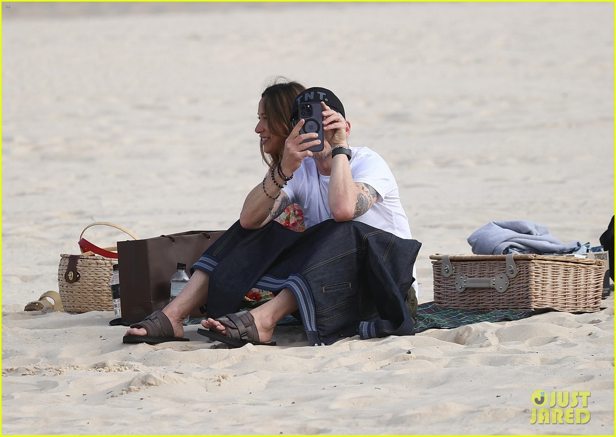 Pom Klementieff & Simon Pegg Take a Break From 'Mission: Impossible 7' Promo for a Beach Trip: Photo 4951852 | Mission Impossible, Movies, Pom Klementieff, Simon Pegg Photos - Vimarsana News