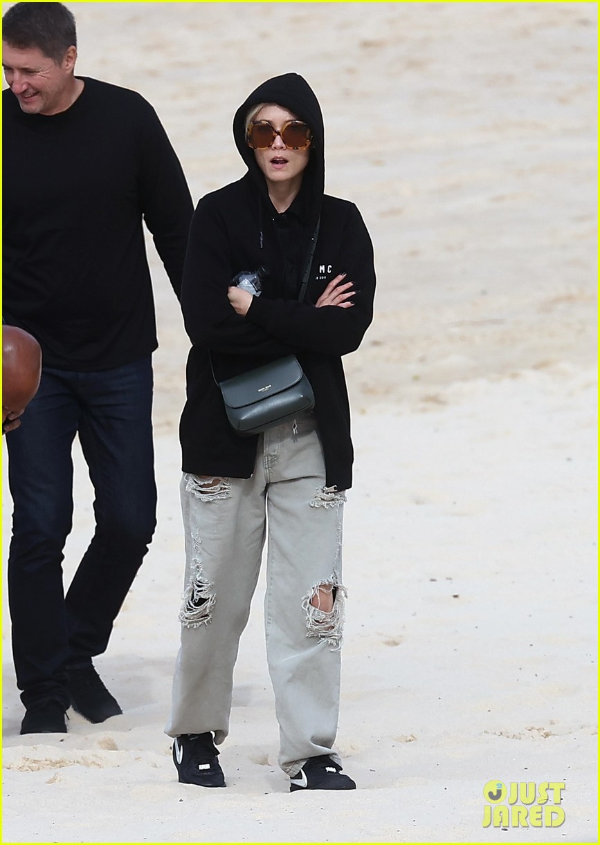 Pom Klementieff & Simon Pegg Take a Break From 'Mission: Impossible 7' Promo for a Beach Trip: Photo 4951904 | Mission Impossible, Movies, Pom Klementieff, Simon Pegg Photos - Vimarsana News