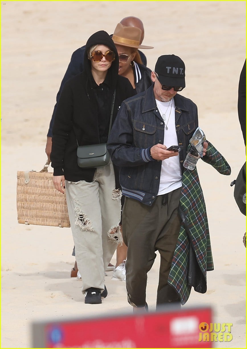 Pom Klementieff & Simon Pegg Take a Break From 'Mission: Impossible 7' Promo for a Beach Trip: Photo 4951905 | Mission Impossible, Movies, Pom Klementieff, Simon Pegg Photos - Vimarsana News