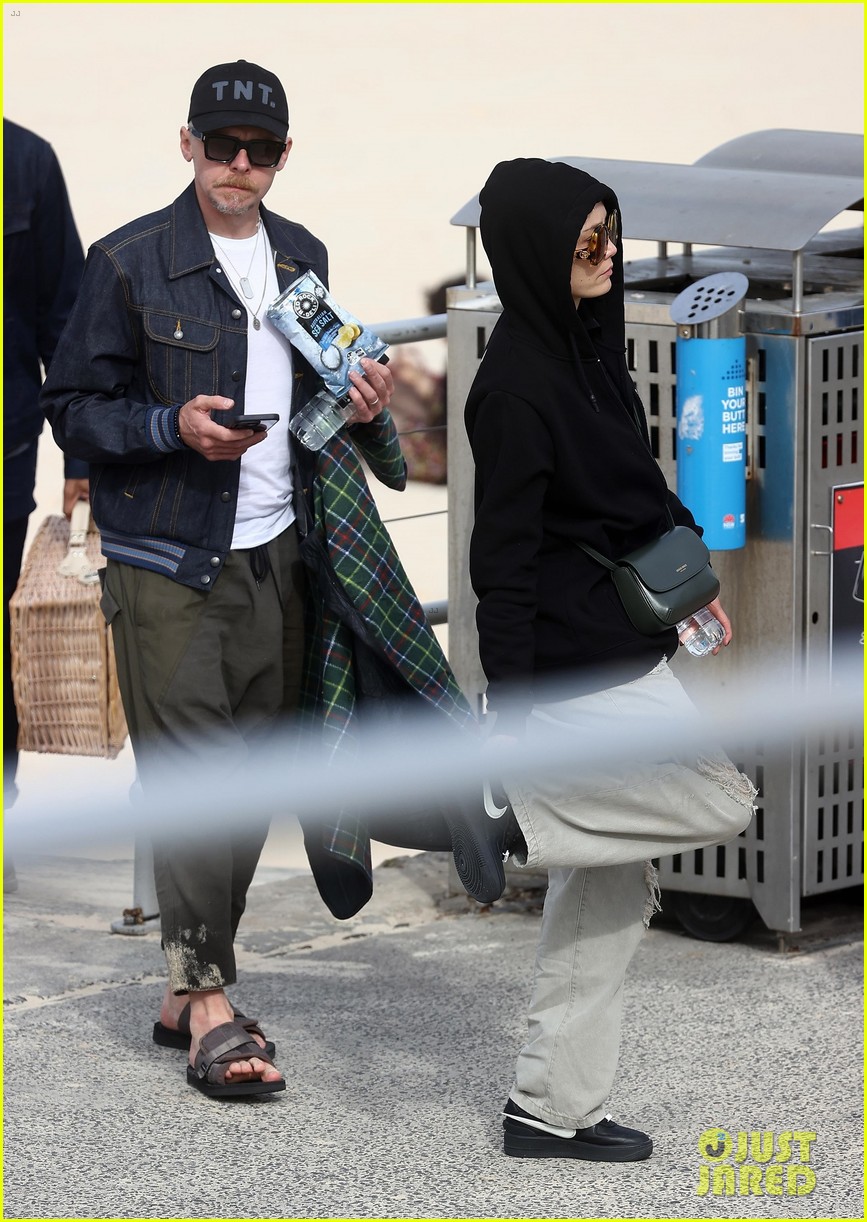 Pom Klementieff & Simon Pegg Take a Break From 'Mission: Impossible 7' Promo for a Beach Trip: Photo 4951938 | Mission Impossible, Movies, Pom Klementieff, Simon Pegg Photos - Vimarsana News