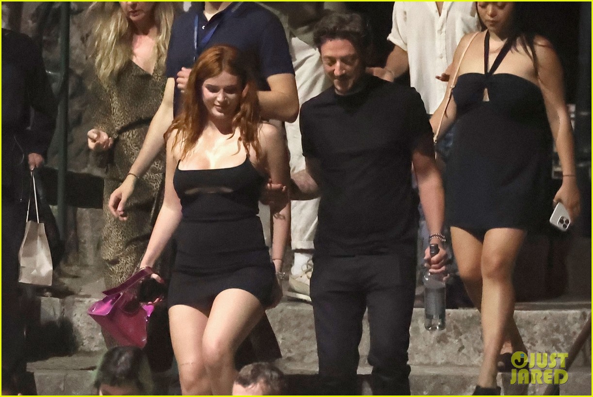 Bella Thorne & Fiance Mark Emms Step Out for the Night in Italy: Photo 4951249 | Bella Thorne, Dani Thorne, Mark Emms Photos - Vimarsana News