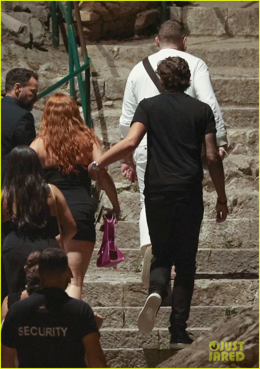 Bella Thorne & Fiance Mark Emms Step Out for the Night in Italy: Photo 4951271 | Bella Thorne, Dani Thorne, Mark Emms Photos - Vimarsana News