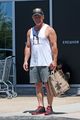 josh brolin shows off his muscles while out grocery shopping 01