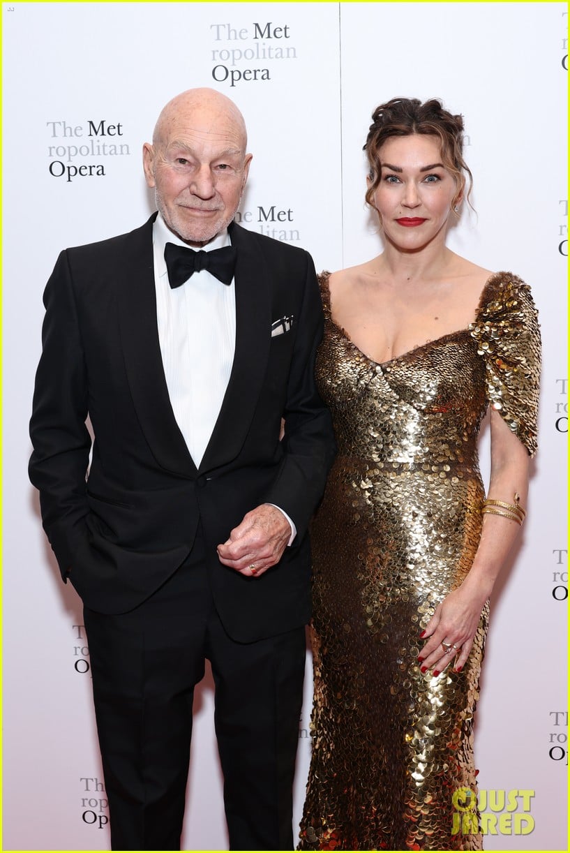 Photo: anne hathaway jon hamm more stars met opera opening gala 22