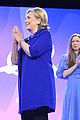 stars at clinton event 26