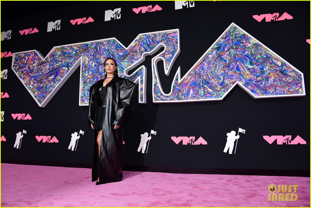 Demi Lovato Rocks a Black Leather Ensemble on MTV VMAs 2023 Red Carpet