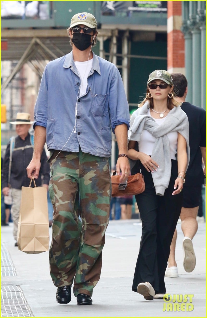 Photo: jacob elordi olivia jade in new york 09 | Photo 4969625 | Just