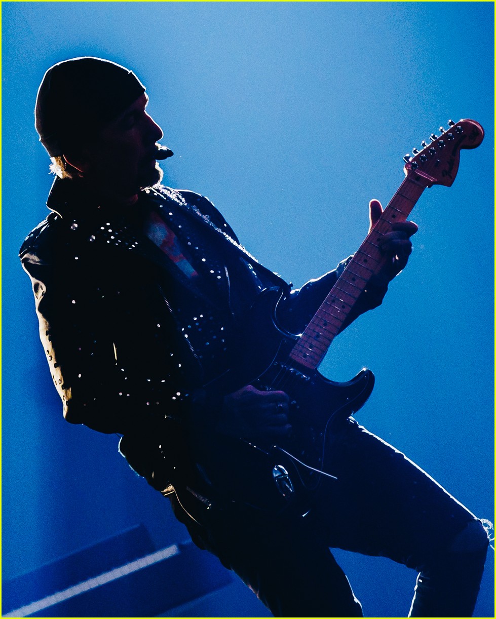 inside-sphere-in-las-vegas-photos-videos-from-u2-s-opening-of-the