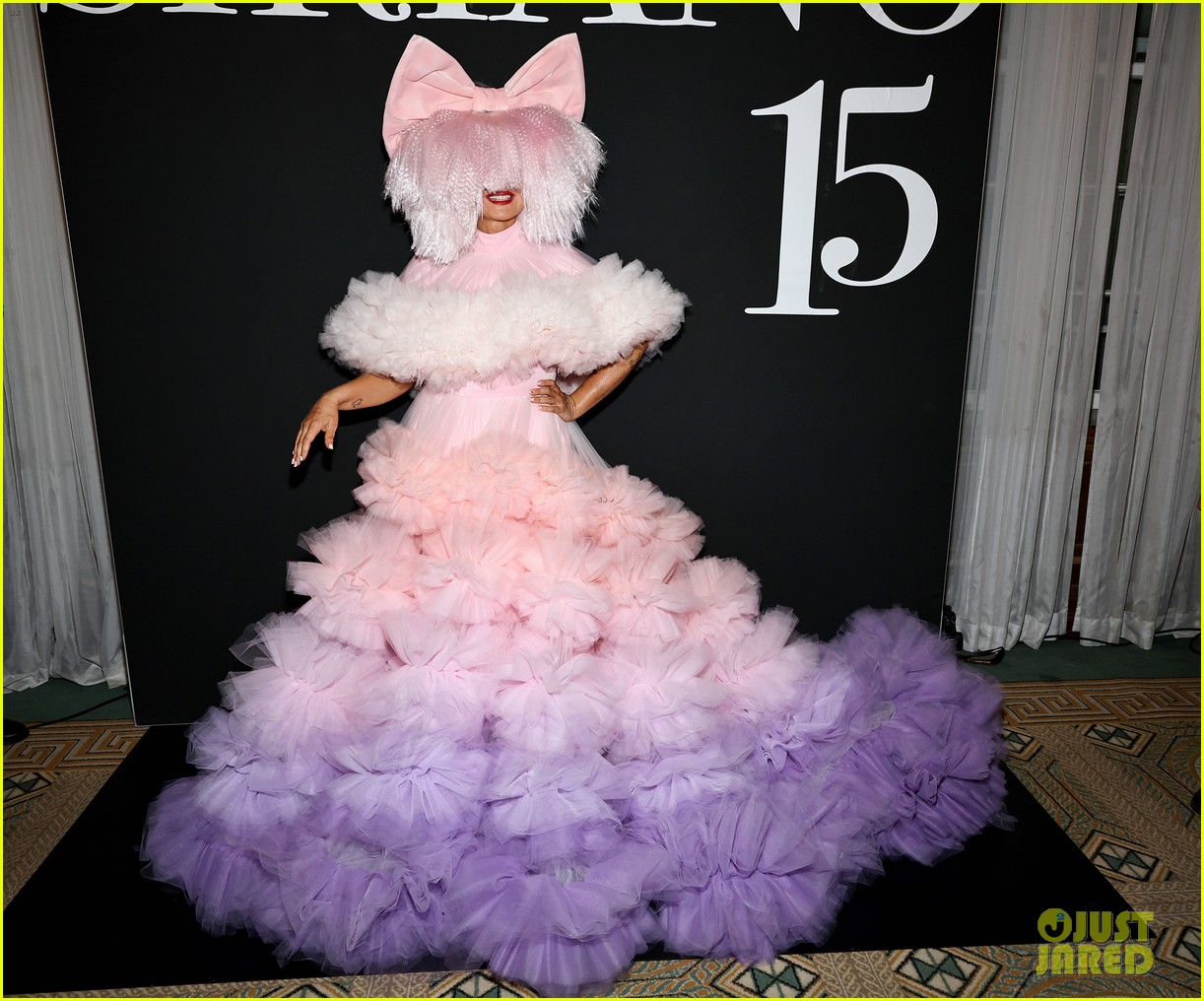 Jackson Gets Serenaded By Sia at Christian Siriano's NYFW Show