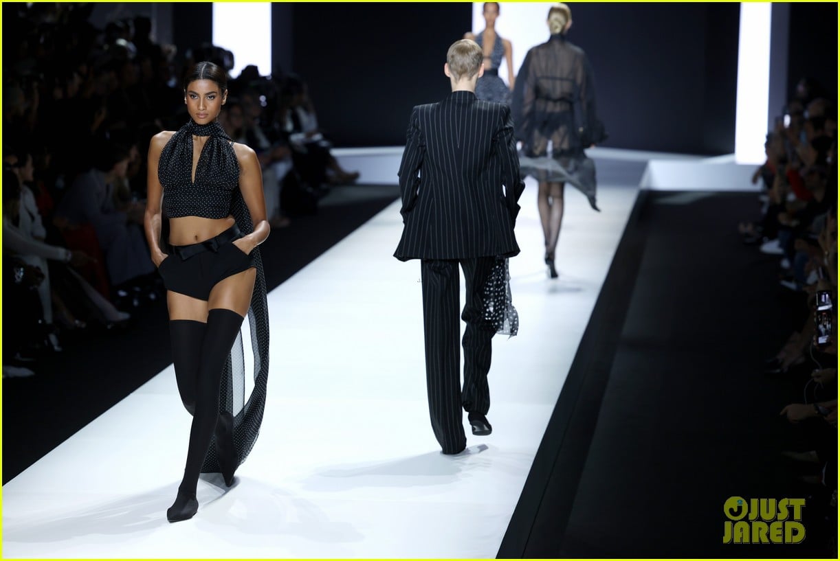 Kylie Jenner Joins Halle Bailey & Rosie HuntingtonWhiteley at Dolce & Gabbana Fashion Show in