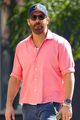ryan reynolds pink shirt solo stroll around nyc 04