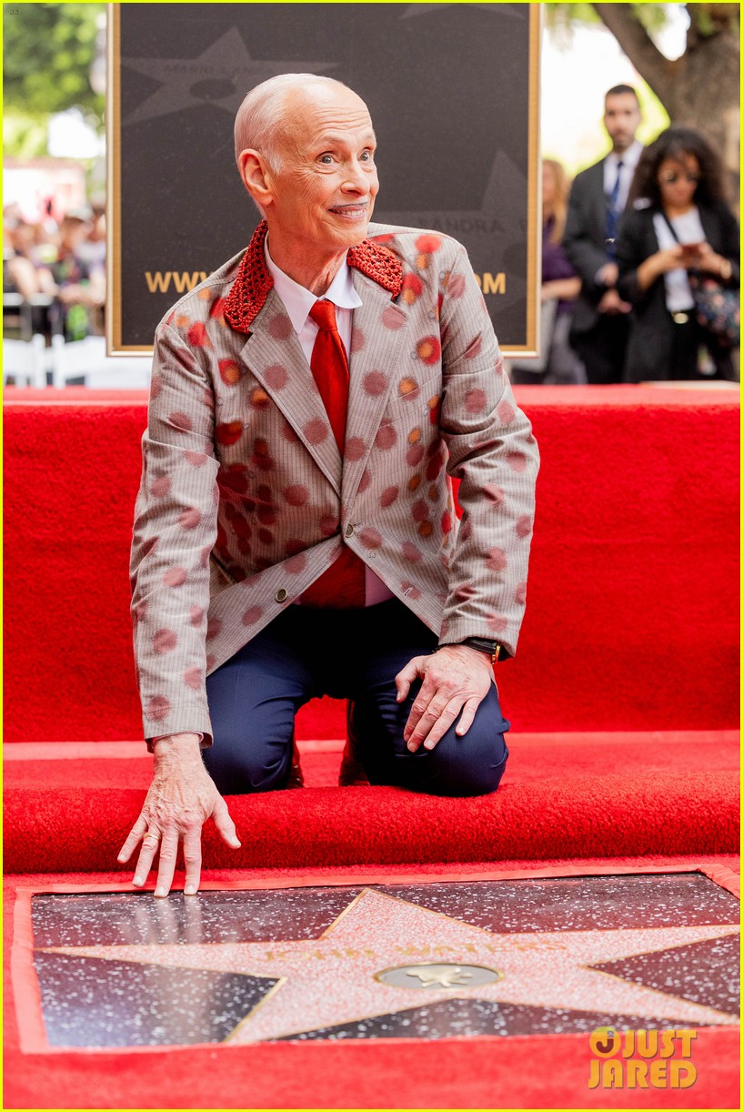 Photo john waters honored hollywood walk of fame ceremony 09 Photo