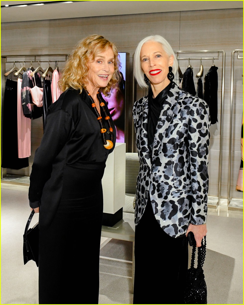 Dianna Agron, Lauren Hutton, & More Stars Celebrate Reopening of