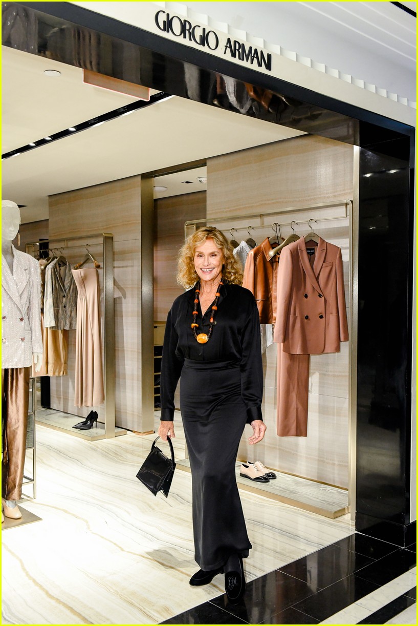 Dianna Agron, Lauren Hutton, & More Stars Celebrate Reopening of