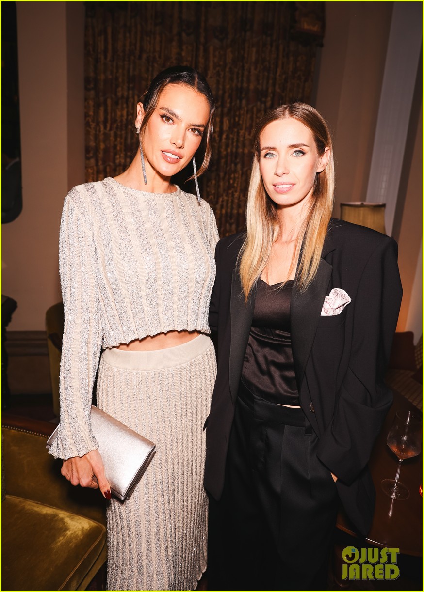 Jennifer Lopez Joins Chris Pine, Gwyneth Paltrow, & More Stars at