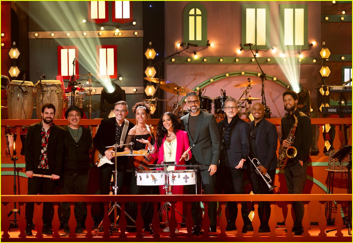 photo-loteria-loca-rules-06-photo-4974263-just-jared