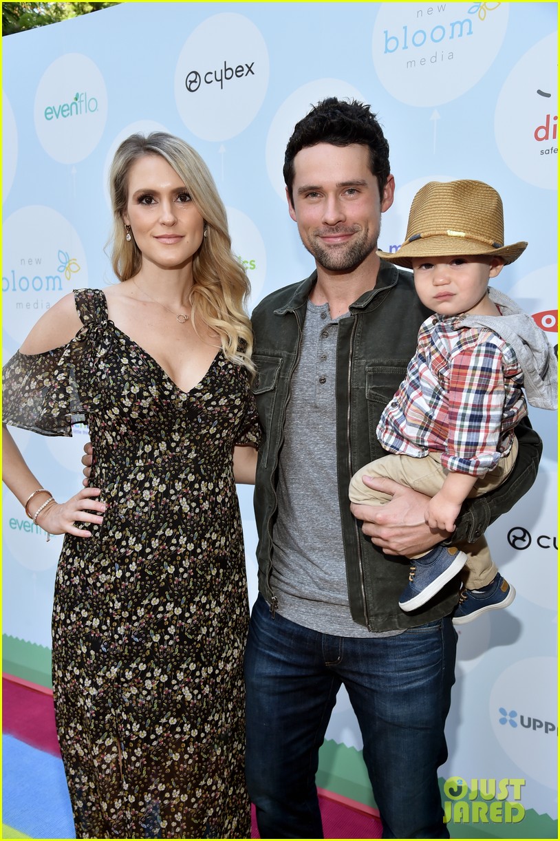 Photo: benjamin hollingsworth wife nila 04 | Photo 4982771 | Just Jared ...