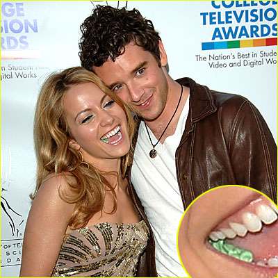 Becki Newton Has Nice Chompers Becki Newton, Michael Urie, Ugly Betty
