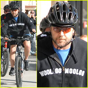 russell crowe motorcycle