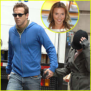 Ryan Reynolds: Scarlett’s Still My Sunshine Ryan Reynolds, Scarlett