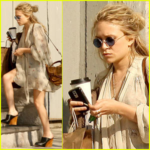 Mary-Kate Olsen is Pantless Pretty | Mary-Kate Olsen, Olsen Twins