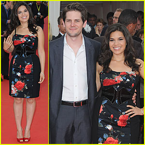 America Ferrera Meets a ‘Tall Dark Stranger’ | America Ferrera, Ryan