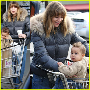 Ellen Pompeo: Grocery Shopping with Stella! | Celebrity Babies, Chris