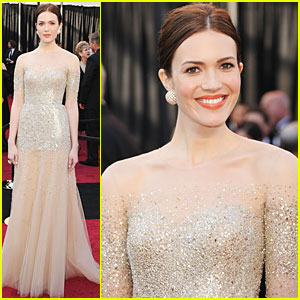 Mandy Moore – Oscars 2011 Red Carpet | 2011 Oscars, Mandy Moore : Just