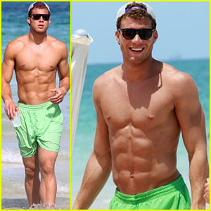 Blake Griffin shows off his killer abs as he goes shirtless on the beach on...