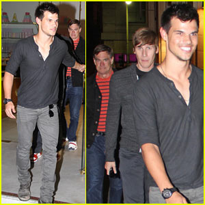 Taylor Lautner, Gus Van Sant & Dustin Lance Black: Downtown Dinner!