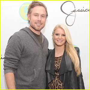 Jessica Simpson Gives Birth to Baby Girl Maxwell!