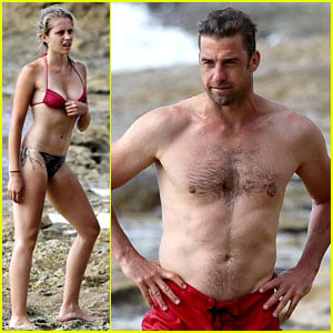 Teresa Palmer shows off her bangin' bikini bod while vacationing with ...