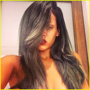 Rihanna: New Gray Hair is 'The New Black'!