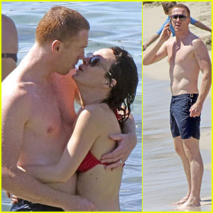 Shirtless Damian Lewis & Bikini-Clad Helen McCrory Kiss in Ibiza! 