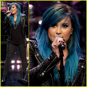 Demi Lovato Debuts New Blue Hair for 'Jay Leno' Performance!
