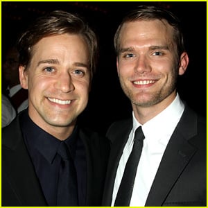 Grey’s Anatomy’s T.R. Knight Marries Boyfriend Patrick! | TR Knight ...