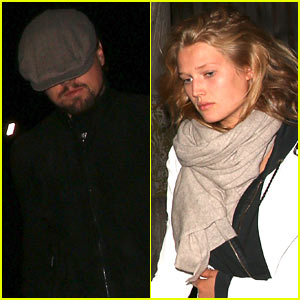 Leonardo DiCaprio Dines Out with Girlfriend Toni Garrn