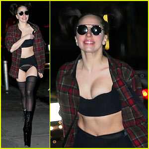 Lady Gaga Braves Freezing Weather in Her Lingerie