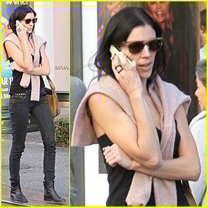 Liberty Ross: Holiday Shopper at The Grove!
