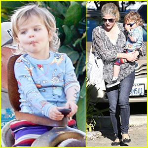 Selma Blair: Arthur Picks Massive Tattoo!