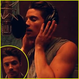 Josh Henderson's 'Close to You' Video Premiere (Exclusive!)